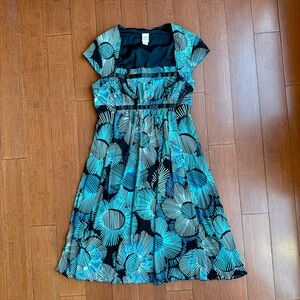 Floral Patterned Dress in Blue and‎ Black